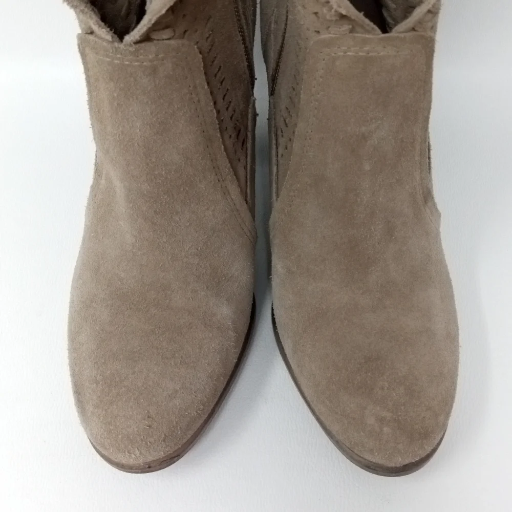 Vince Camuto Fenyia Tan Foxy Verona Bootie Suede Stacked Heel Boots - Picture 6 of 11